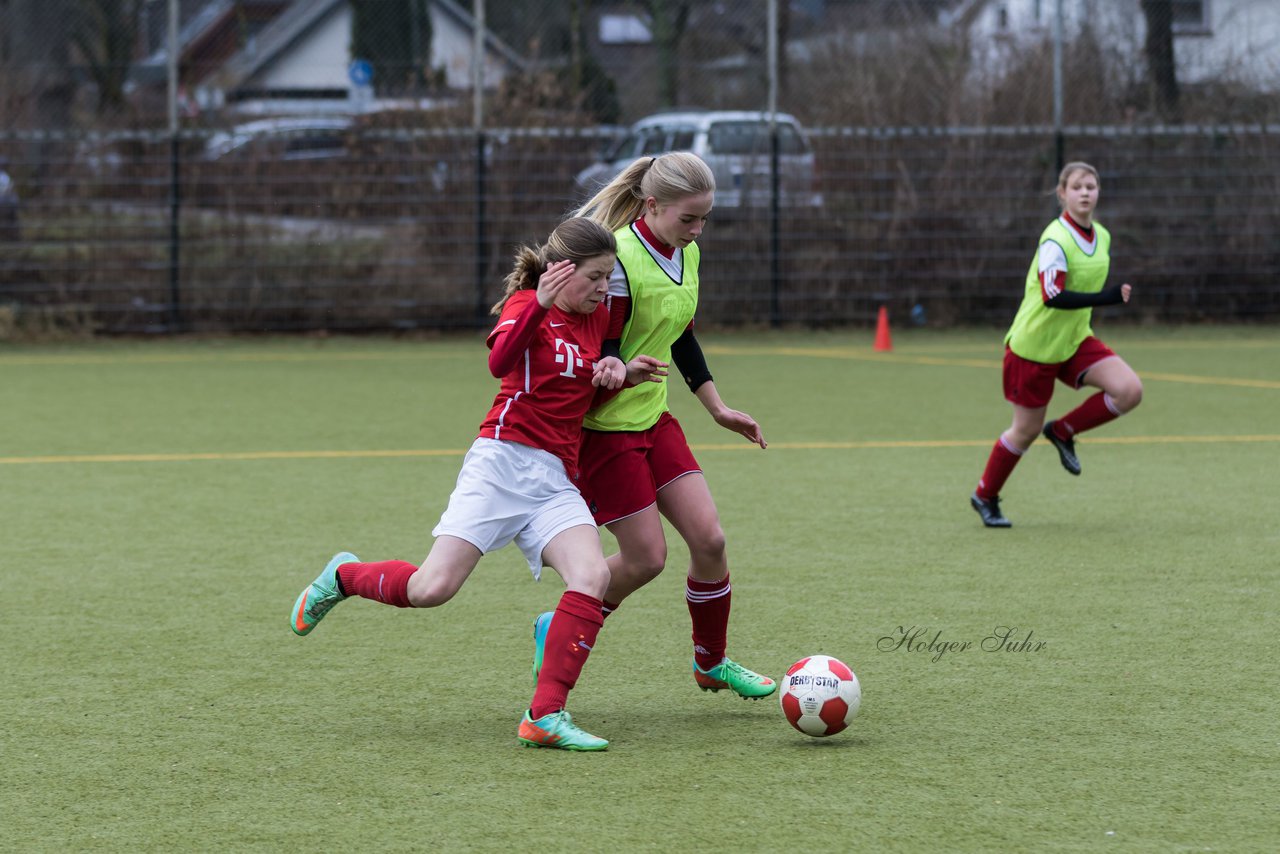 Bild 90 - C-Juniorinnen Kaltenkirchener TS - SV Wahlstedt : Ergebnis: 0:6